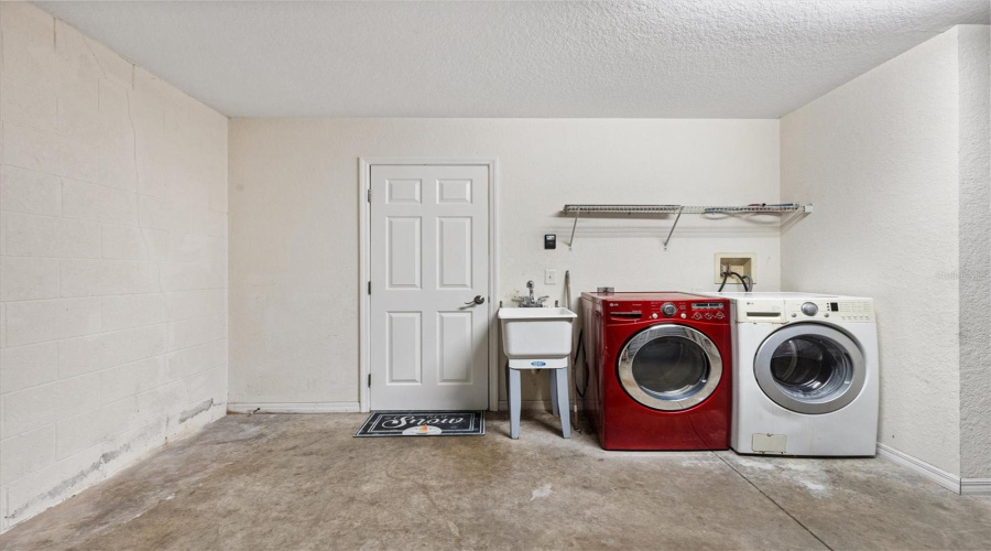 Oxford, Florida 34484, 3 Bedroom Bedrooms, ,3 Bathroombathrooms,Residential,For Sale,122Nd,0,Mfrom719308