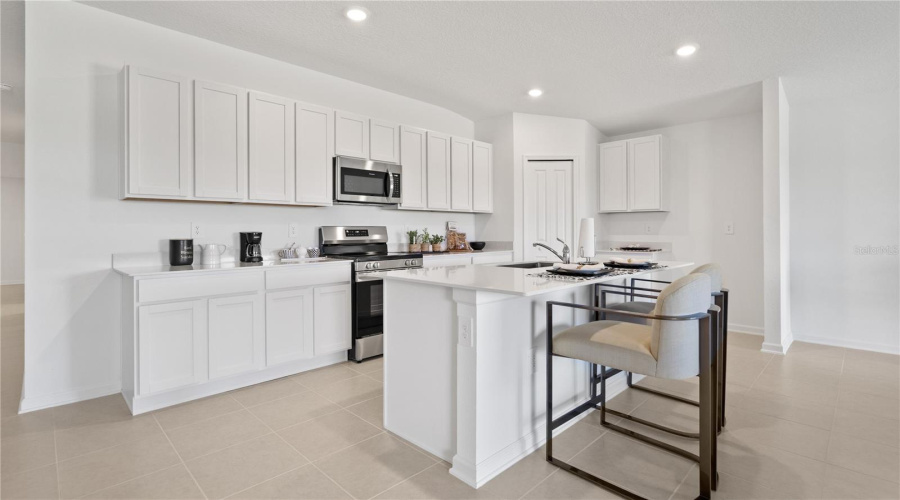 Eustis, Florida 32726, 4 Bedroom Bedrooms, ,3 Bathroombathrooms,Residential,For Sale,Pine Meadows Golfcourse,0,Mfro6436666