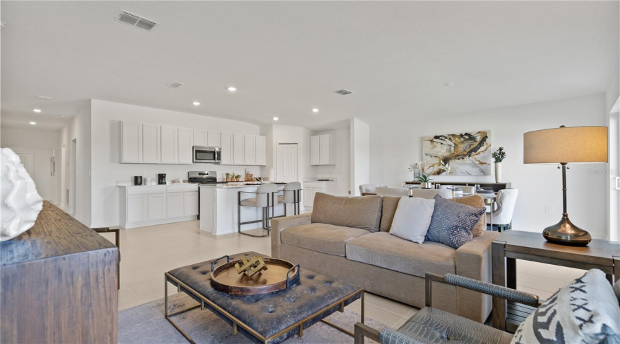 Eustis, Florida 32726, 4 Bedroom Bedrooms, ,3 Bathroombathrooms,Residential,For Sale,Pine Meadows Golfcourse,0,Mfro6436666