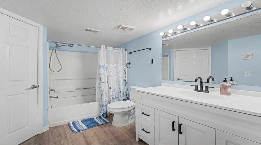 Orlando, Florida 32839, 2 Bedroom Bedrooms, ,2 Bathroombathrooms,Residential,For Sale,Park Central,0,Mfrtb8541645