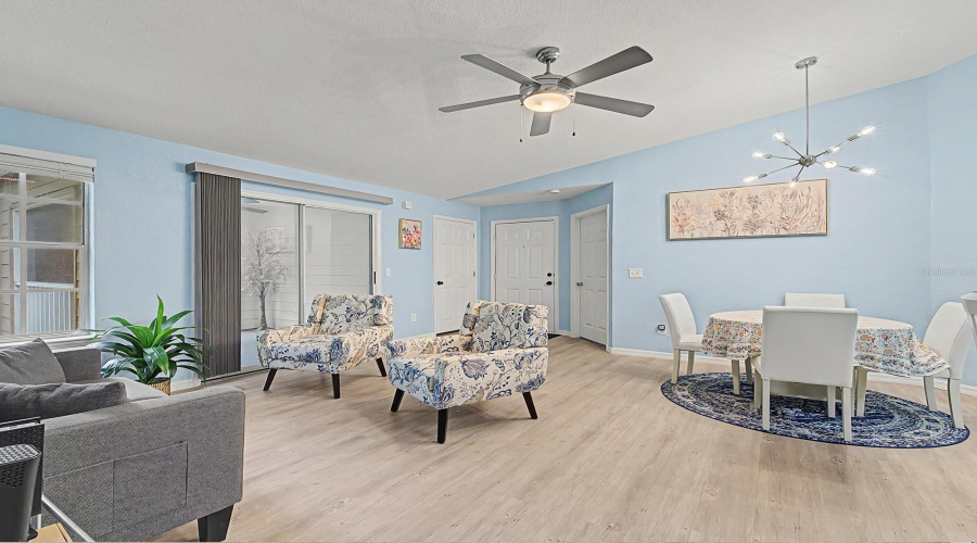 Orlando, Florida 32839, 2 Bedroom Bedrooms, ,2 Bathroombathrooms,Residential,For Sale,Park Central,0,Mfrtb8541645