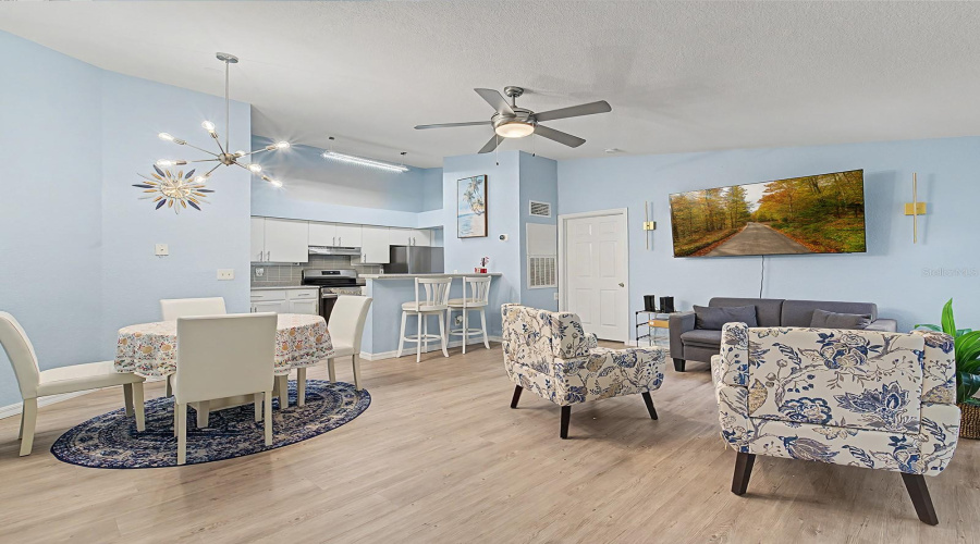 Orlando, Florida 32839, 2 Bedroom Bedrooms, ,2 Bathroombathrooms,Residential,For Sale,Park Central,0,Mfrtb8541645