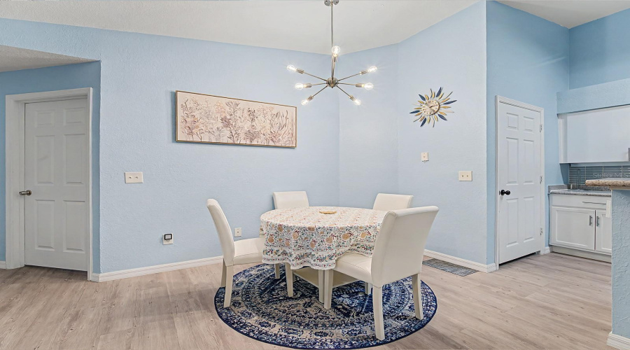 Orlando, Florida 32839, 2 Bedroom Bedrooms, ,2 Bathroombathrooms,Residential,For Sale,Park Central,0,Mfrtb8541645