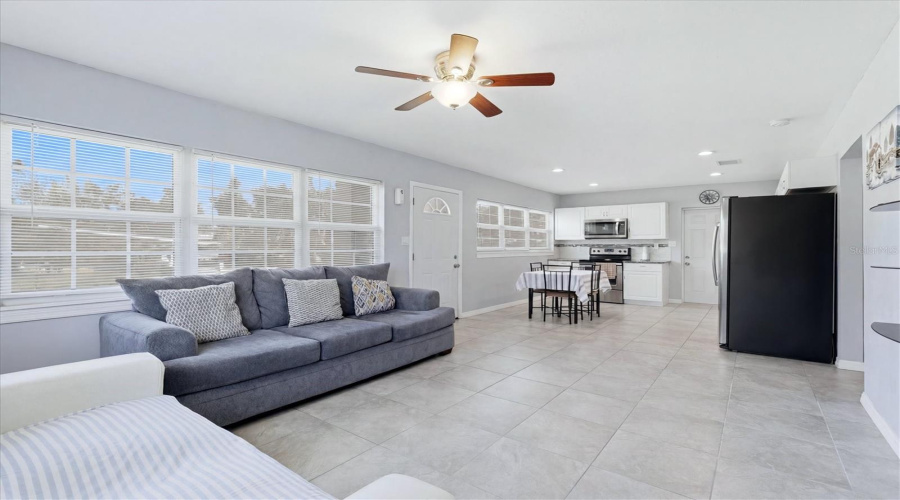 Palmetto, Florida 34221, 2 Bedroom Bedrooms, ,2 Bathroombathrooms,Residential,For Sale,16Th,0,Mfra4697464
