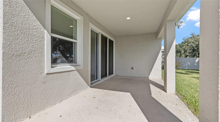 Plant City, Florida 33565, 3 Bedroom Bedrooms, ,2 Bathroombathrooms,Residential,For Sale,Crescent Peak,0,Mfrtb8539099