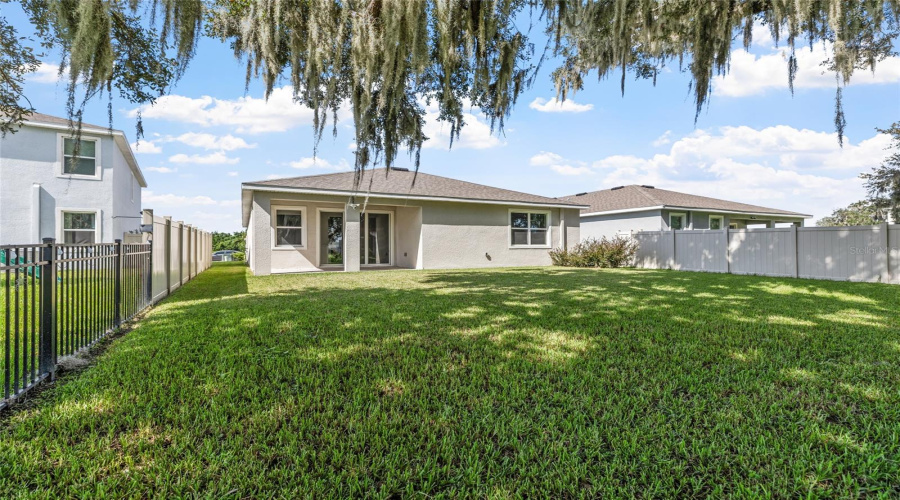 Plant City, Florida 33565, 3 Bedroom Bedrooms, ,2 Bathroombathrooms,Residential,For Sale,Crescent Peak,0,Mfrtb8539099