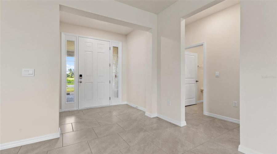 Plant City, Florida 33565, 3 Bedroom Bedrooms, ,2 Bathroombathrooms,Residential,For Sale,Crescent Peak,0,Mfrtb8539099