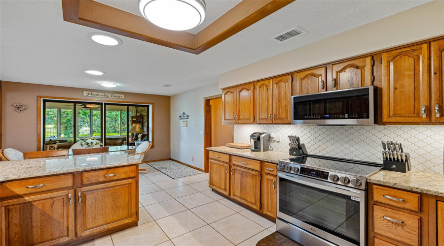 Daytona Beach, Florida 32114, 4 Bedroom Bedrooms, ,3 Bathroombathrooms,Residential,For Sale,Point O Woods,0,Mfrv4950885