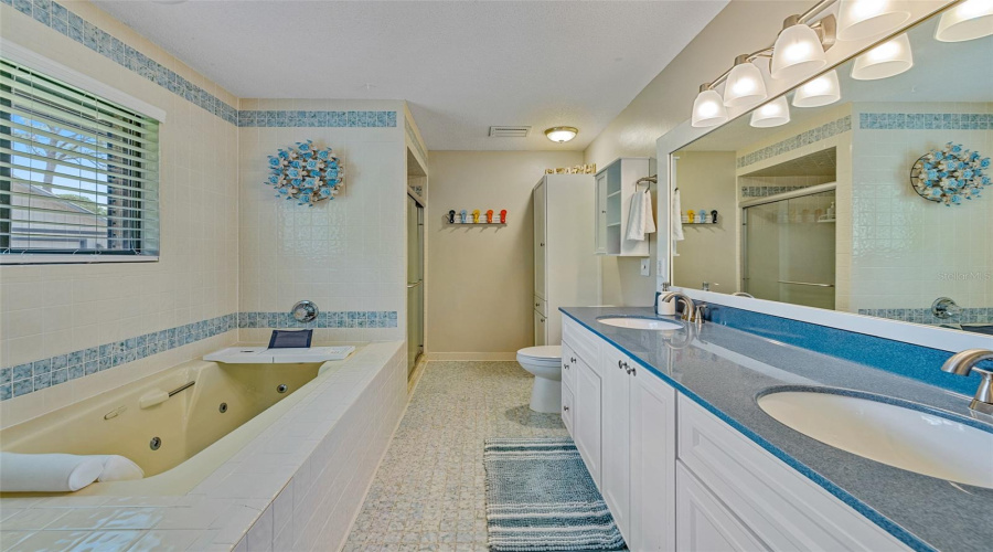 Daytona Beach, Florida 32114, 4 Bedroom Bedrooms, ,3 Bathroombathrooms,Residential,For Sale,Point O Woods,0,Mfrv4950885
