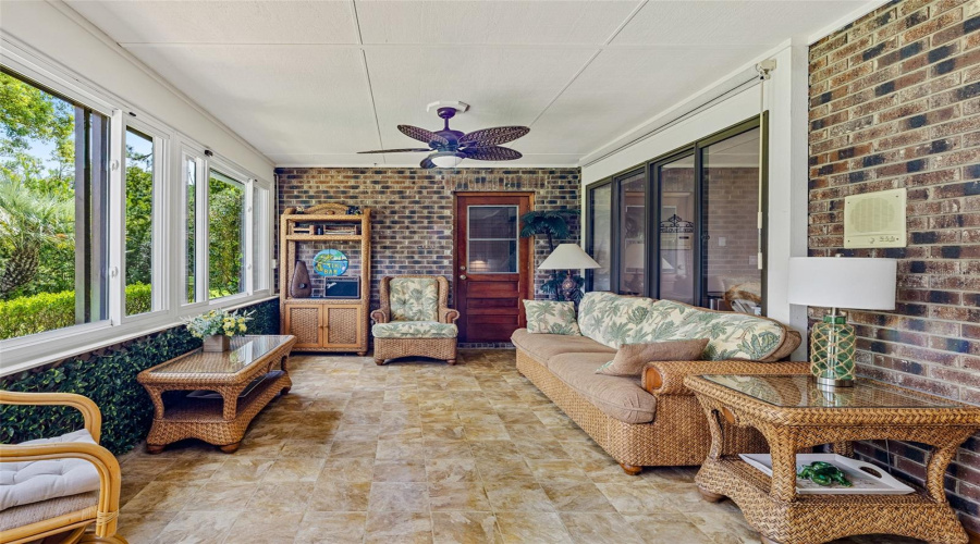 Daytona Beach, Florida 32114, 4 Bedroom Bedrooms, ,3 Bathroombathrooms,Residential,For Sale,Point O Woods,0,Mfrv4950885