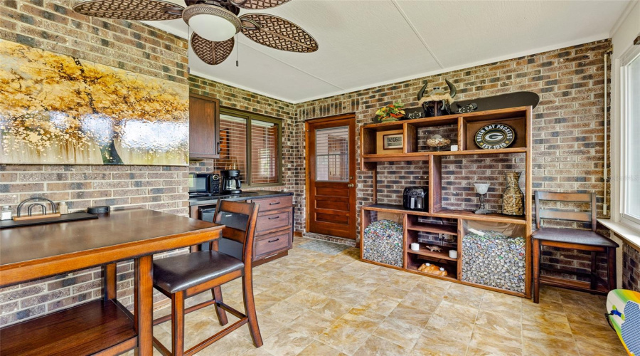 Daytona Beach, Florida 32114, 4 Bedroom Bedrooms, ,3 Bathroombathrooms,Residential,For Sale,Point O Woods,0,Mfrv4950885