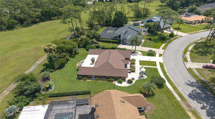 Daytona Beach, Florida 32114, 4 Bedroom Bedrooms, ,3 Bathroombathrooms,Residential,For Sale,Point O Woods,0,Mfrv4950885