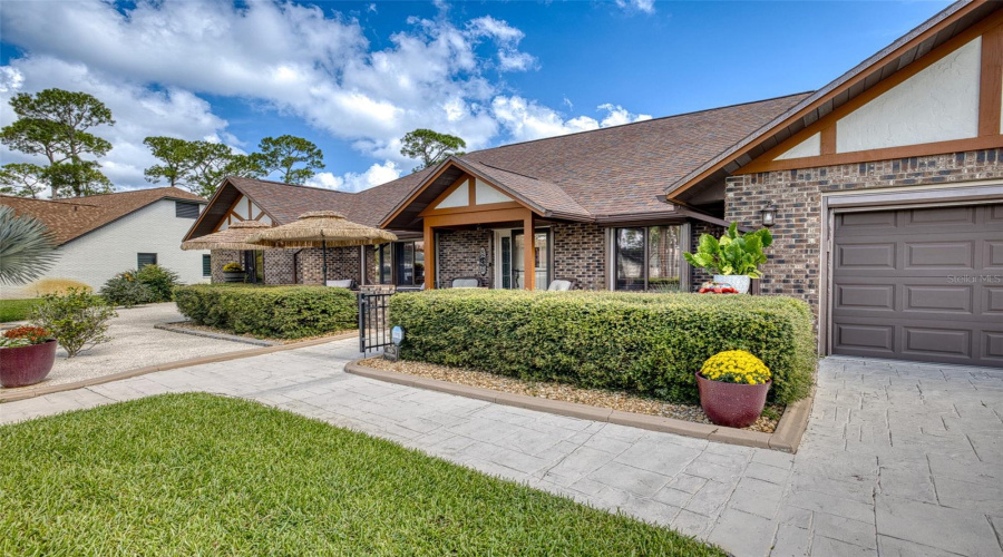 Daytona Beach, Florida 32114, 4 Bedroom Bedrooms, ,3 Bathroombathrooms,Residential,For Sale,Point O Woods,0,Mfrv4950885