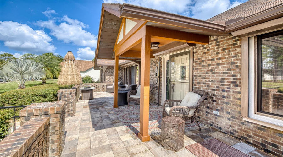 Daytona Beach, Florida 32114, 4 Bedroom Bedrooms, ,3 Bathroombathrooms,Residential,For Sale,Point O Woods,0,Mfrv4950885
