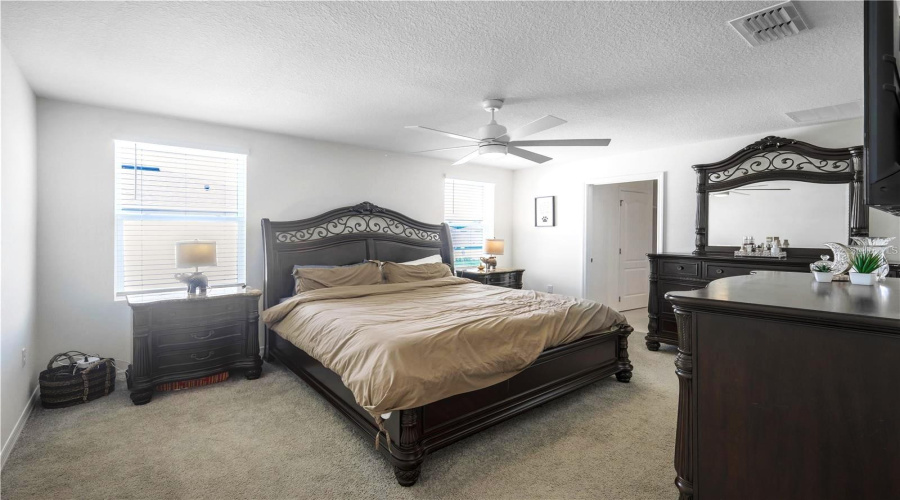 Mount Dora, Florida 32757, 4 Bedroom Bedrooms, ,3 Bathroombathrooms,Residential,For Sale,Greenheart,0,Mfro6408426