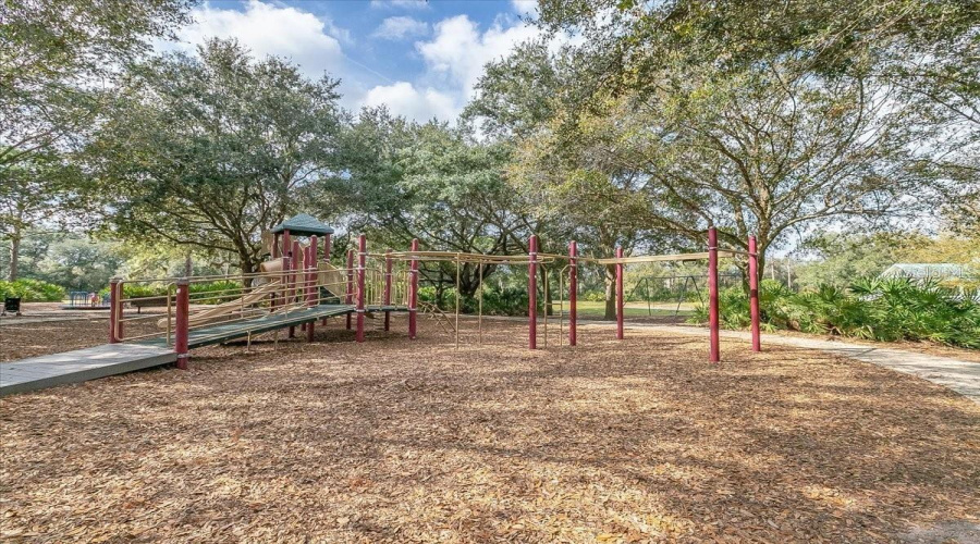 Bradenton, Florida 34202, 4 Bedroom Bedrooms, ,3 Bathroombathrooms,Residential,For Sale,Hollyhock,0,Mfrtb8538631