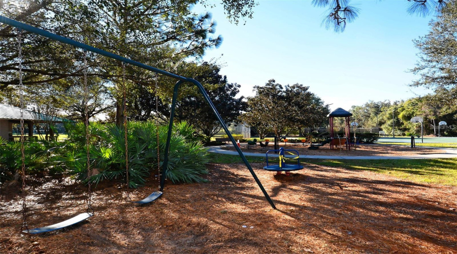 Bradenton, Florida 34202, 4 Bedroom Bedrooms, ,3 Bathroombathrooms,Residential,For Sale,Hollyhock,0,Mfrtb8538631