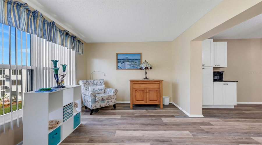Clearwater, Florida 33763, 2 Bedroom Bedrooms, ,2 Bathroombathrooms,Residential,For Sale,Ecuadorian,0,Mfrtb8538368