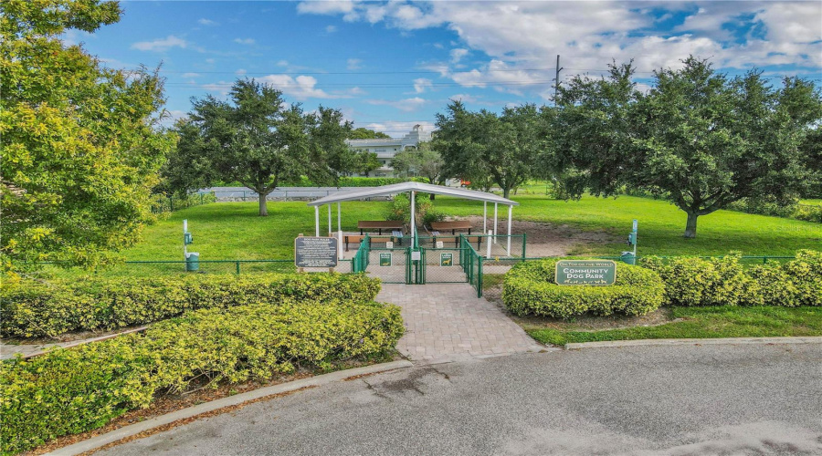 Clearwater, Florida 33763, 2 Bedroom Bedrooms, ,2 Bathroombathrooms,Residential,For Sale,Ecuadorian,0,Mfrtb8538368