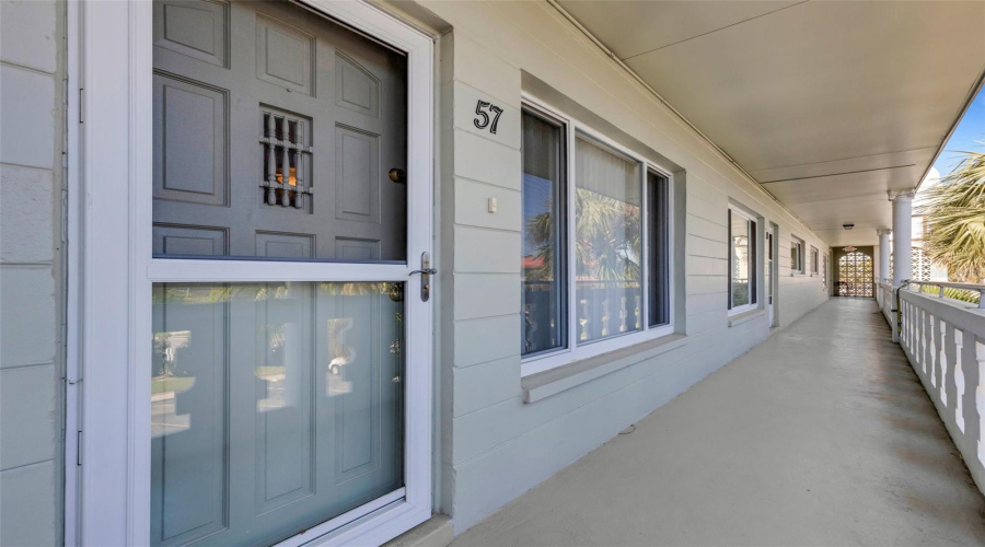 Clearwater, Florida 33763, 2 Bedroom Bedrooms, ,2 Bathroombathrooms,Residential,For Sale,Ecuadorian,0,Mfrtb8538368