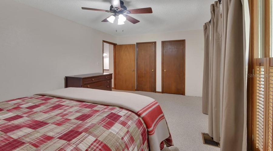 Deland, Florida 32720, 4 Bedroom Bedrooms, ,2 Bathroombathrooms,Residential,For Sale,Taylor,0,Mfrv4950310