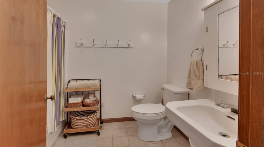 Deland, Florida 32720, 4 Bedroom Bedrooms, ,2 Bathroombathrooms,Residential,For Sale,Taylor,0,Mfrv4950310