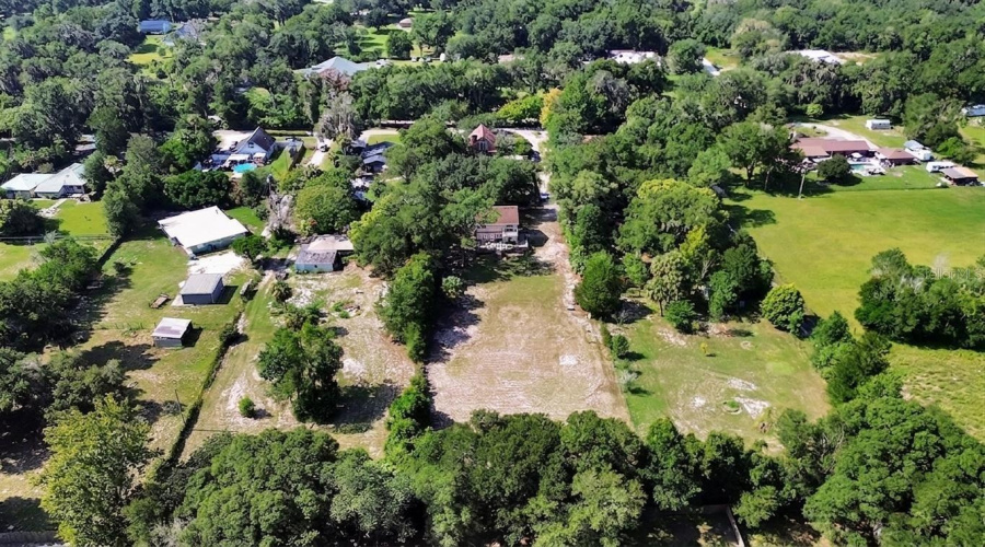 Deland, Florida 32720, 4 Bedroom Bedrooms, ,2 Bathroombathrooms,Residential,For Sale,Taylor,0,Mfrv4950310