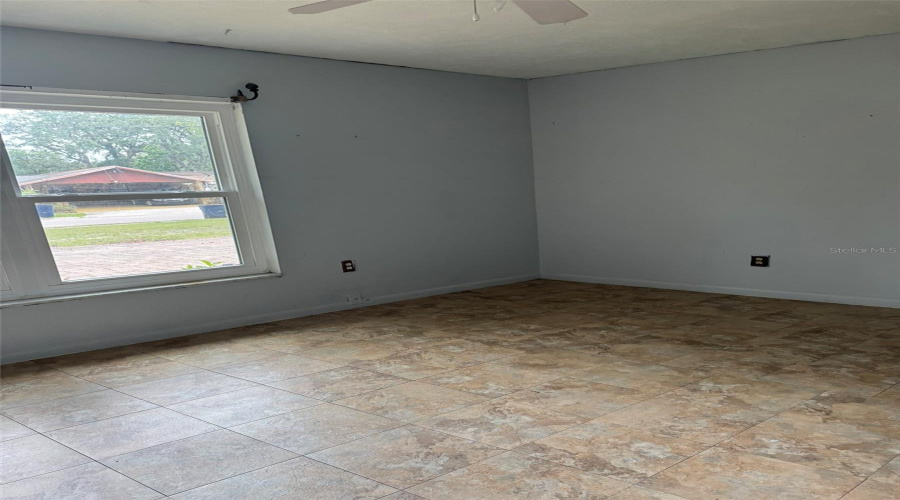 Tampa, Florida 33612, 3 Bedroom Bedrooms, ,2 Bathroombathrooms,Residential,For Sale,19Th,0,Mfrtb8541147