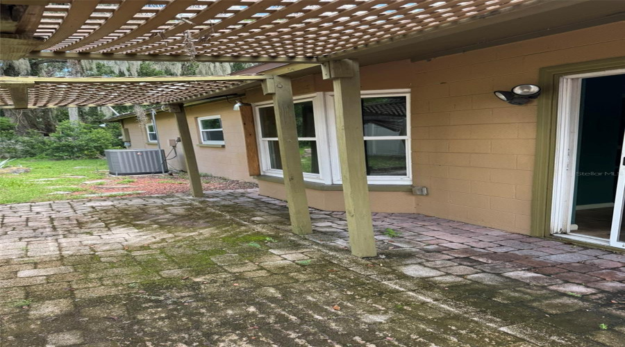 Tampa, Florida 33612, 3 Bedroom Bedrooms, ,2 Bathroombathrooms,Residential,For Sale,19Th,0,Mfrtb8541147