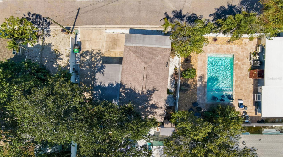 Indian Rocks Beach, Florida 33785, 1 Bedroom Bedrooms, ,1 Bathroombathrooms,Residential,For Sale,Legion,0,Mfrtb8541753