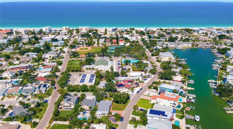 Indian Rocks Beach, Florida 33785, 1 Bedroom Bedrooms, ,1 Bathroombathrooms,Residential,For Sale,Legion,0,Mfrtb8541753