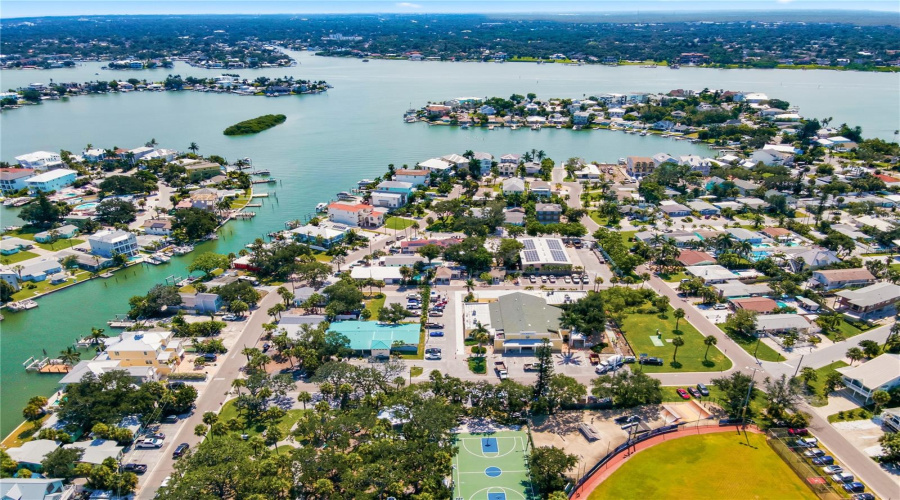 Indian Rocks Beach, Florida 33785, 1 Bedroom Bedrooms, ,1 Bathroombathrooms,Residential,For Sale,Legion,0,Mfrtb8541753