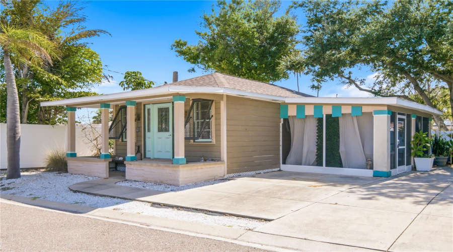 Indian Rocks Beach, Florida 33785, 1 Bedroom Bedrooms, ,1 Bathroombathrooms,Residential,For Sale,Legion,0,Mfrtb8541753