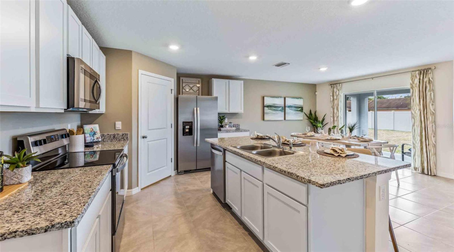 Plant City, Florida 33565, 4 Bedroom Bedrooms, ,2 Bathroombathrooms,Residential,For Sale,Hidden Farm,0,Mfrtb8542550
