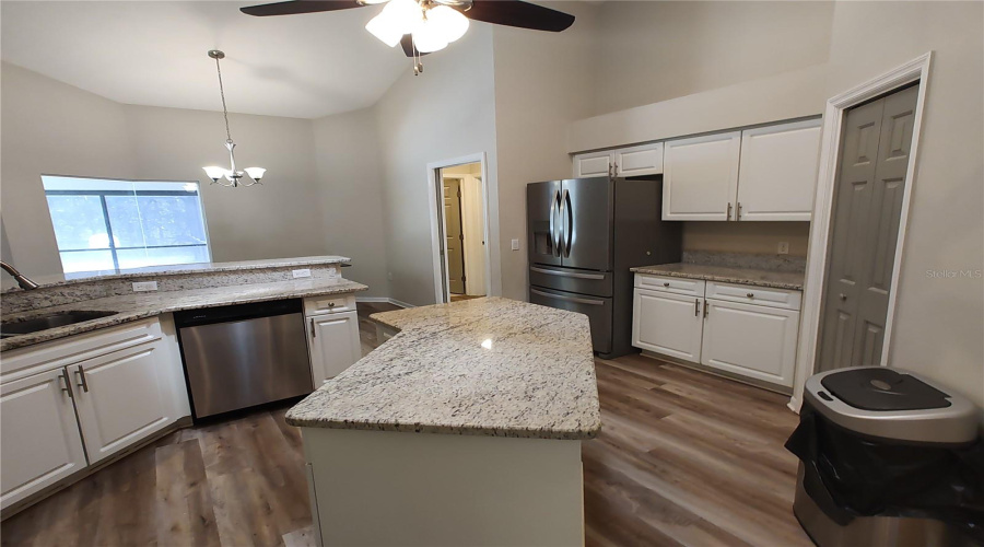 Beverly Hills, Florida 34465, 4 Bedroom Bedrooms, ,2 Bathroombathrooms,Residential,For Sale,Beamwood,0,Mfrtb8540822