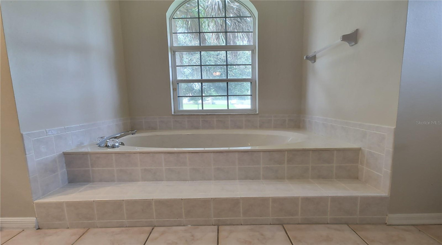 Beverly Hills, Florida 34465, 4 Bedroom Bedrooms, ,2 Bathroombathrooms,Residential,For Sale,Beamwood,0,Mfrtb8540822