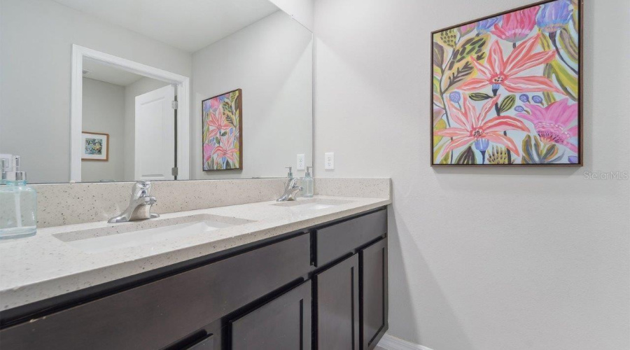Plant City, Florida 33565, 5 Bedroom Bedrooms, ,3 Bathroombathrooms,Residential,For Sale,Harvest Gardens,0,Mfrtb8539305