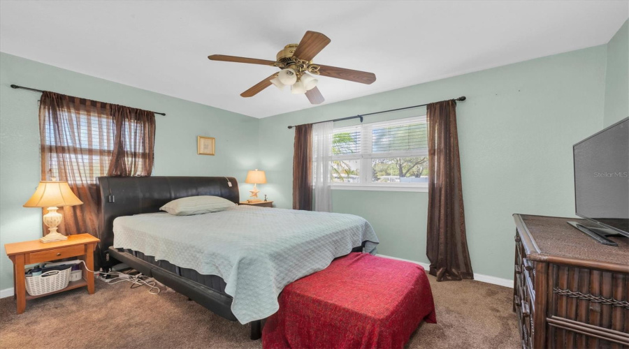 St Petersburg, Florida 33702, 3 Bedroom Bedrooms, ,1 Bathroombathrooms,Residential,For Sale,74Th,0,Mfrtb8483495