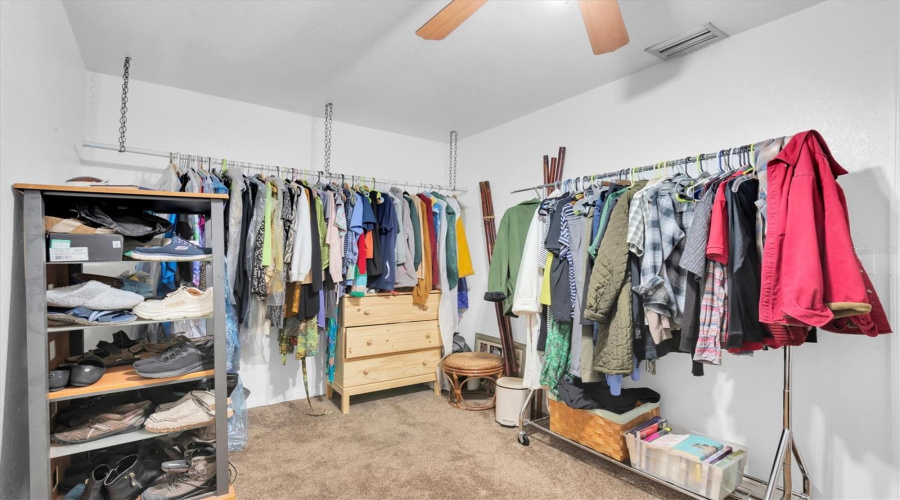 St Petersburg, Florida 33702, 3 Bedroom Bedrooms, ,1 Bathroombathrooms,Residential,For Sale,74Th,0,Mfrtb8483495