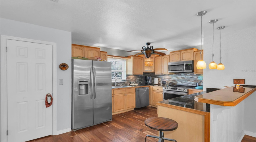 St Petersburg, Florida 33702, 3 Bedroom Bedrooms, ,1 Bathroombathrooms,Residential,For Sale,74Th,0,Mfrtb8483495