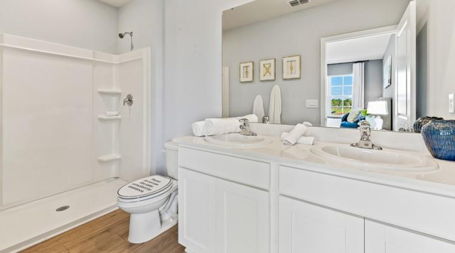 Bradenton, Florida 34202, 3 Bedroom Bedrooms, ,2 Bathroombathrooms,Residential,For Sale,Flatwood Plum,0,Mfra4704079