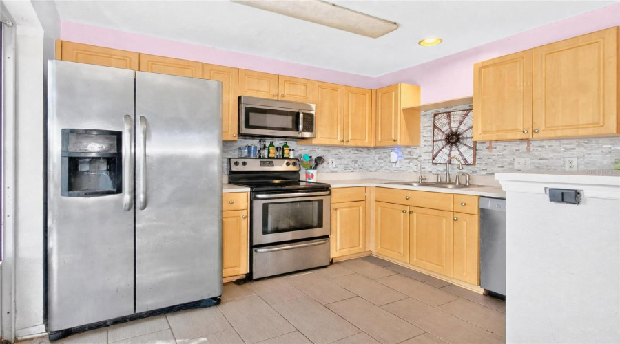 Valrico, Florida 33594, 3 Bedroom Bedrooms, ,2 Bathroombathrooms,Residential,For Sale,Summer Sails,0,Mfrtb8542293