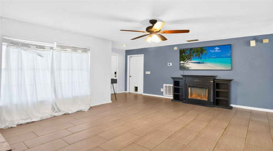 Valrico, Florida 33594, 3 Bedroom Bedrooms, ,2 Bathroombathrooms,Residential,For Sale,Summer Sails,0,Mfrtb8542293