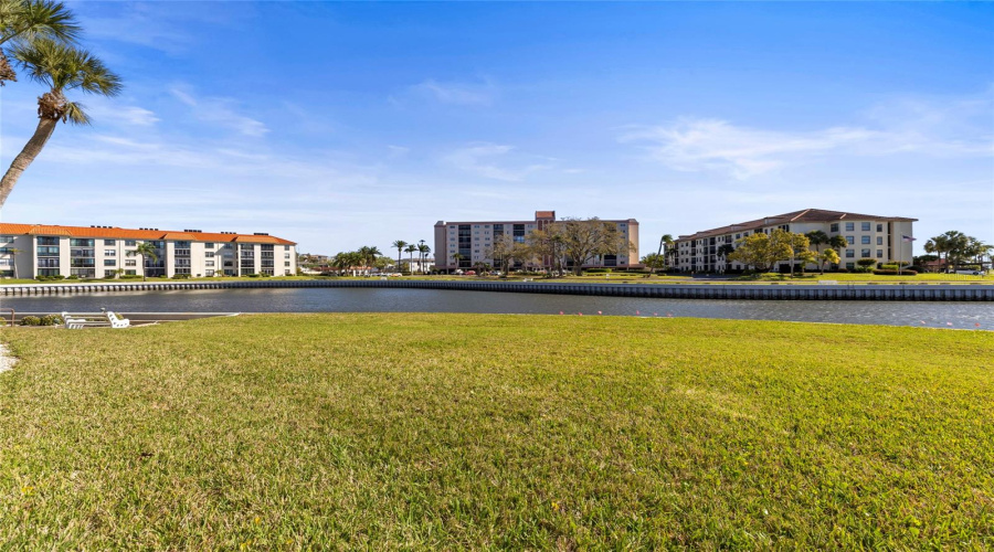 Clearwater, Florida 33764, 1 Bedroom Bedrooms, ,1 Bathroombathrooms,Residential,For Sale,Us Highway 19,0,Mfrtb8542435