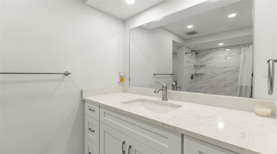Clearwater, Florida 33764, 1 Bedroom Bedrooms, ,1 Bathroombathrooms,Residential,For Sale,Us Highway 19,0,Mfrtb8542435