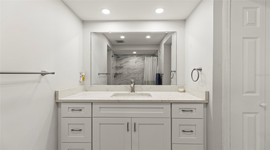 Clearwater, Florida 33764, 1 Bedroom Bedrooms, ,1 Bathroombathrooms,Residential,For Sale,Us Highway 19,0,Mfrtb8542435