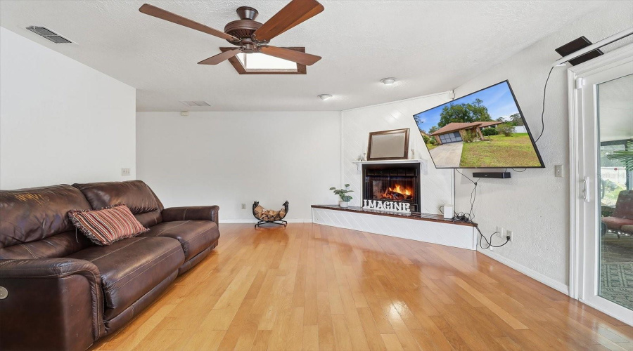 Ocala, Florida 34479, 3 Bedroom Bedrooms, ,2 Bathroombathrooms,Residential,For Sale,30,0,Mfrom731118