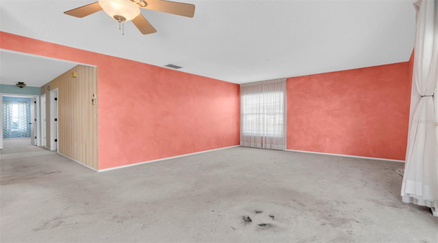 Bradenton, Florida 34209, 2 Bedroom Bedrooms, ,2 Bathroombathrooms,Residential,For Sale,W 8Th Ave,0,Mfrtb8540158