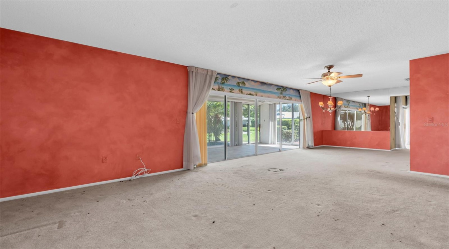 Bradenton, Florida 34209, 2 Bedroom Bedrooms, ,2 Bathroombathrooms,Residential,For Sale,W 8Th Ave,0,Mfrtb8540158