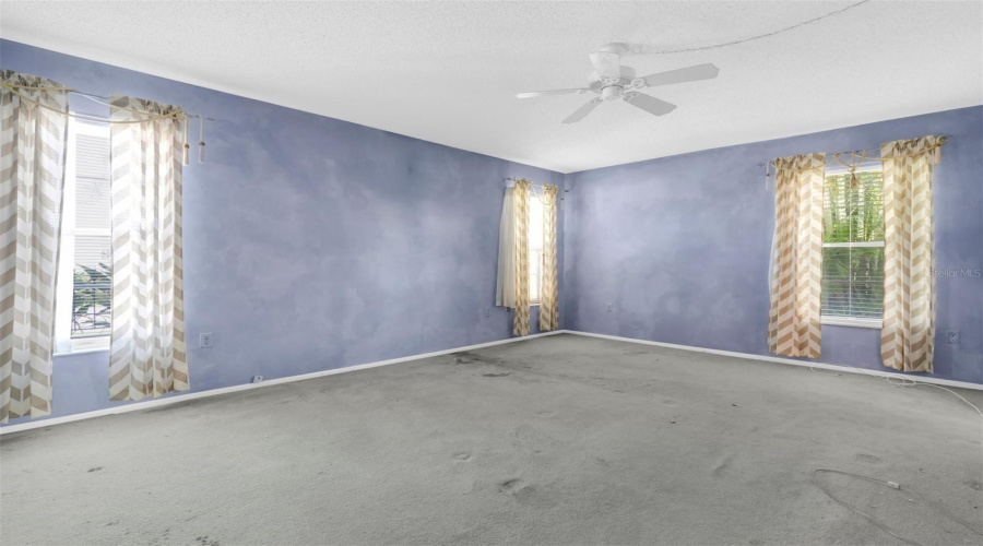 Bradenton, Florida 34209, 2 Bedroom Bedrooms, ,2 Bathroombathrooms,Residential,For Sale,W 8Th Ave,0,Mfrtb8540158